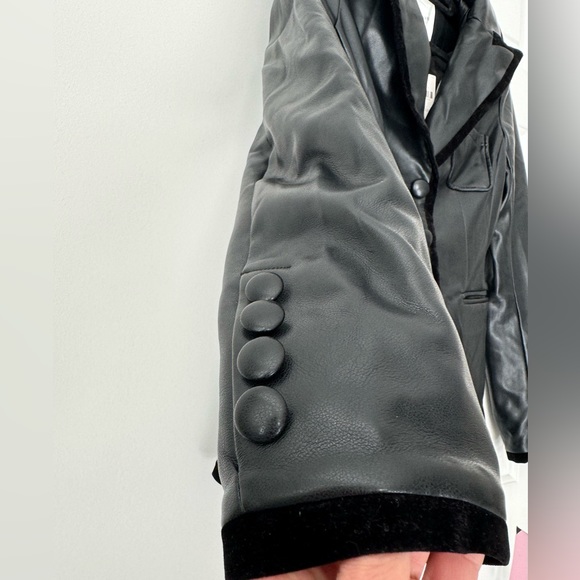 Avec Les Filles Faux Leather Velvet Trim Blazer, Size S - Picture 9 of 10